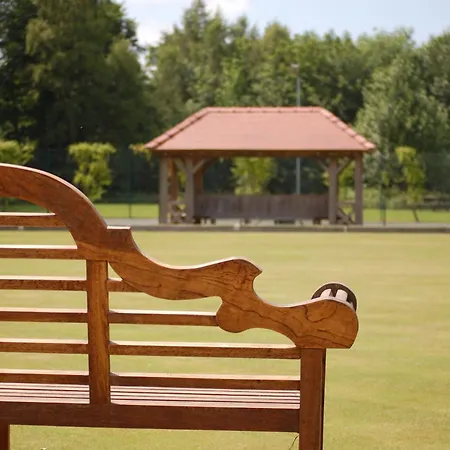 Lodge Hollicarrs - Newlands York