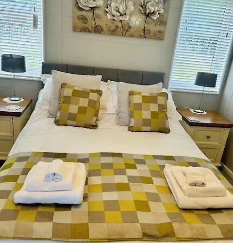 Lodge Hollicarrs - Newlands